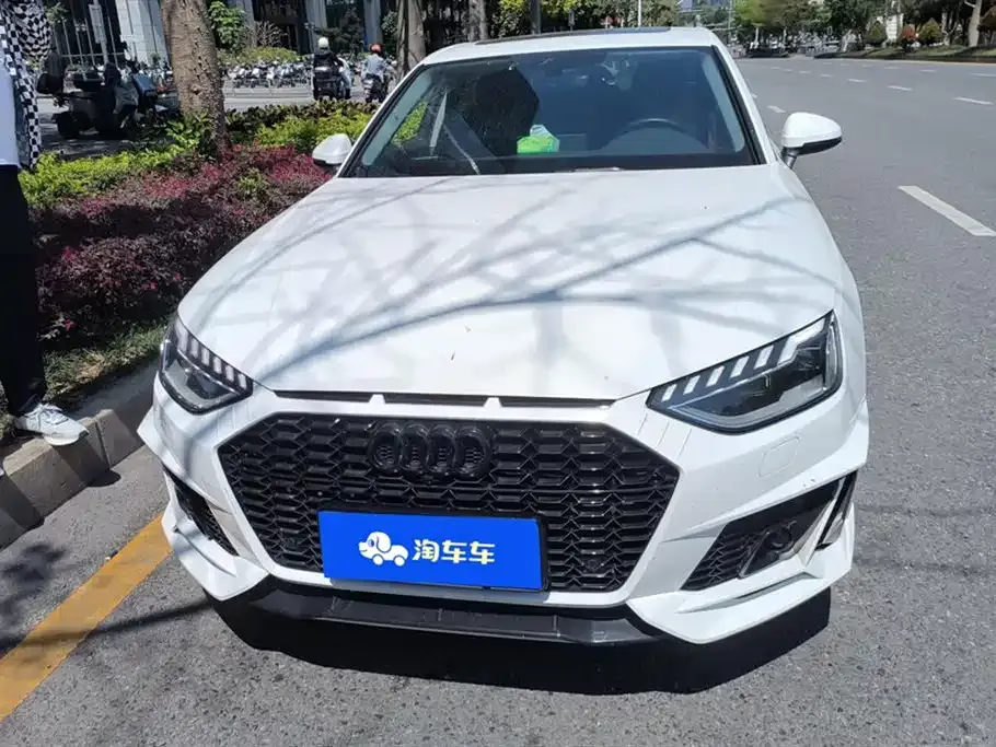 Audi A4L 2022 из CN, фото 8