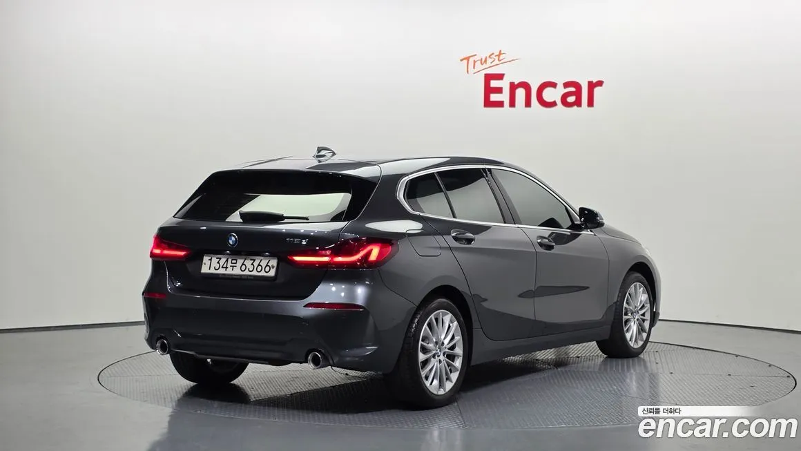 BMW 1-Series 2021 из KR, фото 3