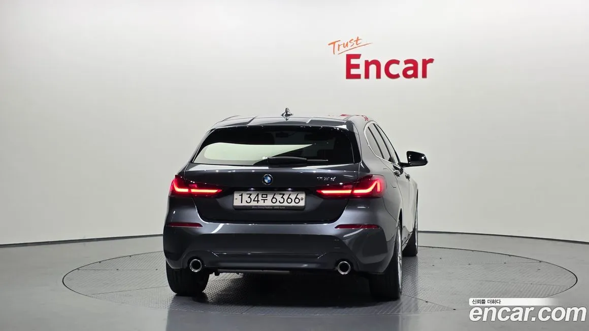 BMW 1-Series 2021 из KR, фото 2