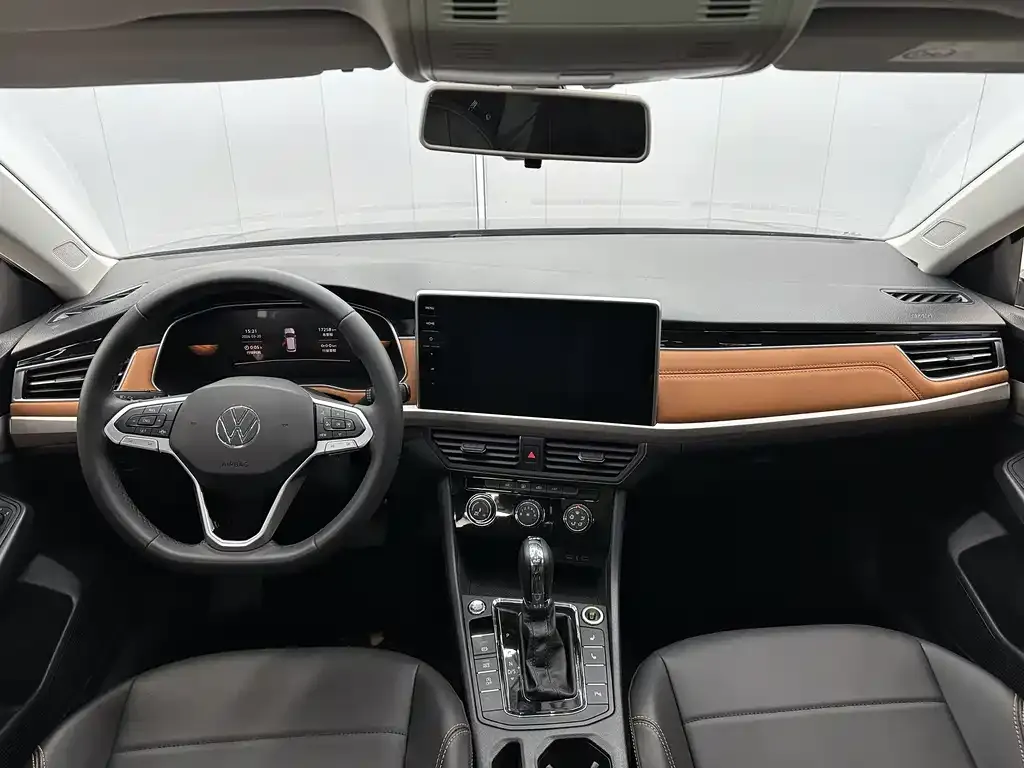 Volkswagen Bora 2023 из CN, фото 8