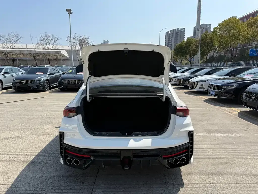 GAC Motor Shadow Leopard — фото 5