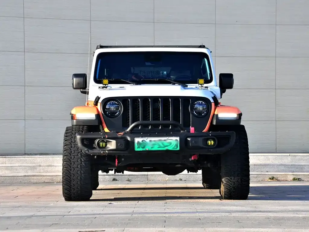 Jeep Wrangler PHEV — фото 4