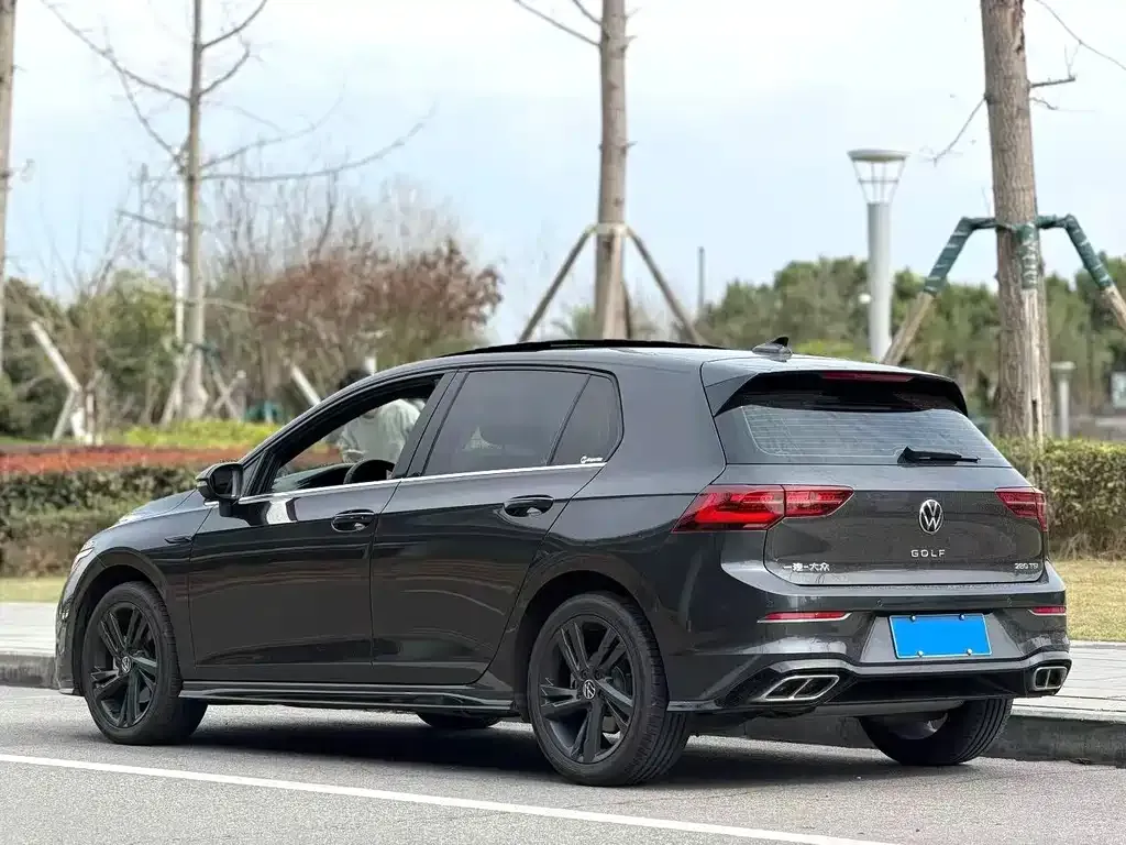 Volkswagen Golf 2022 из CN, фото 9