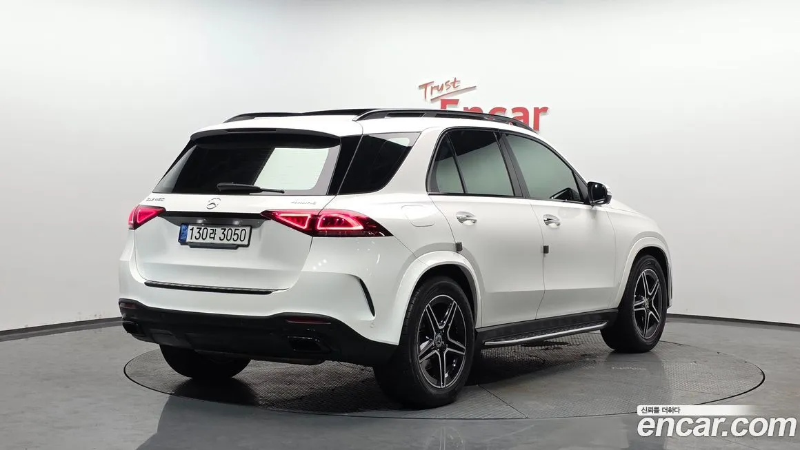 Mercedes-Benz GLE-Class — фото 5