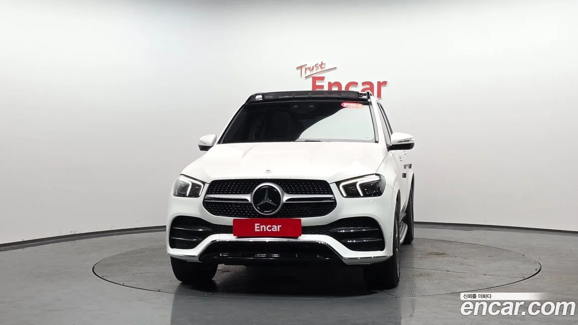 Mercedes-Benz GLE-Class — фото 8