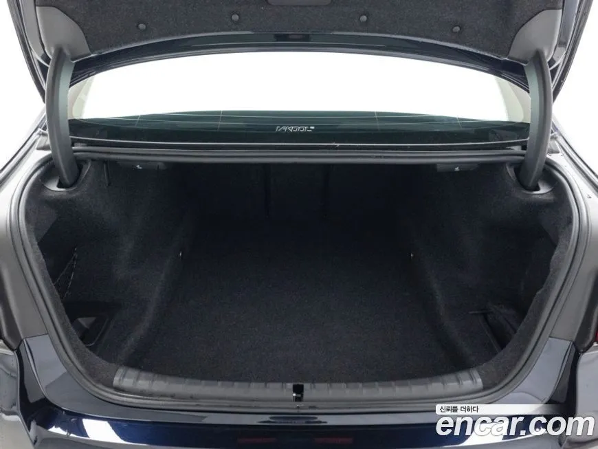 BMW 5-Series 2022 из KR, фото 2