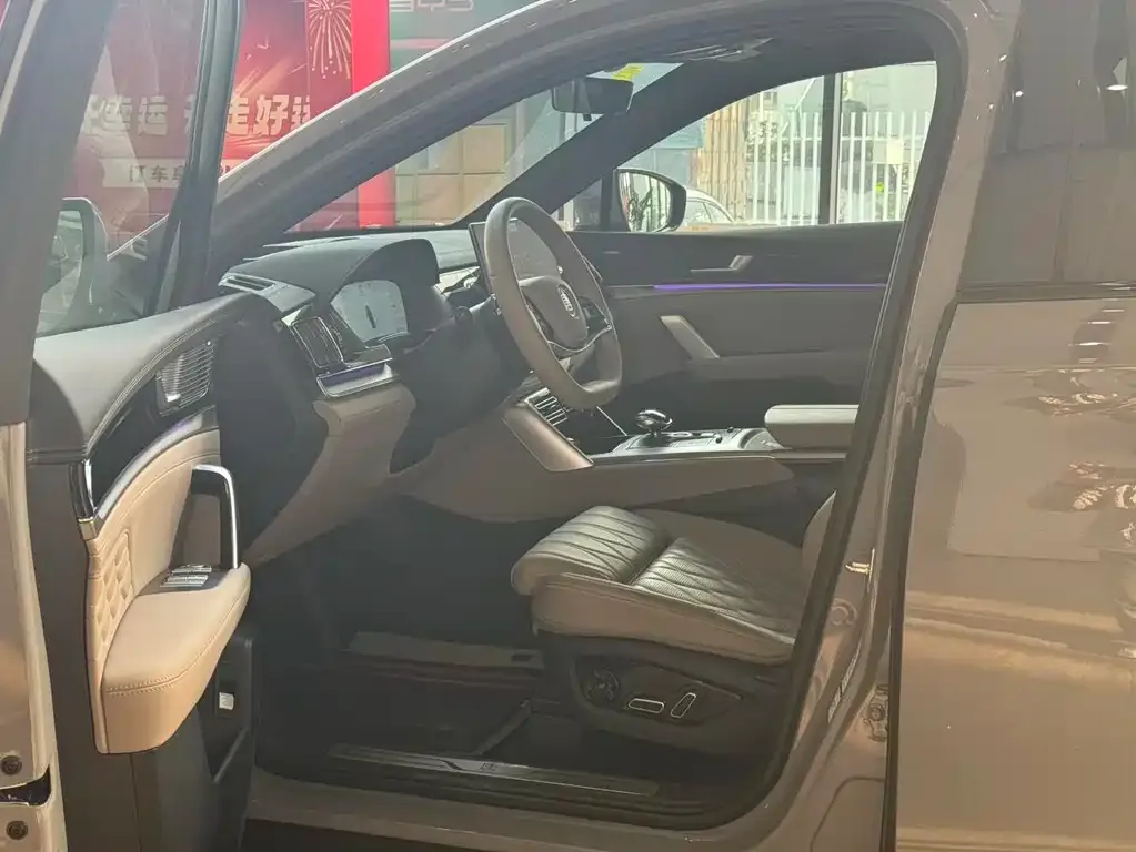 BYD Tang New Energy 2025 из CN, фото 2