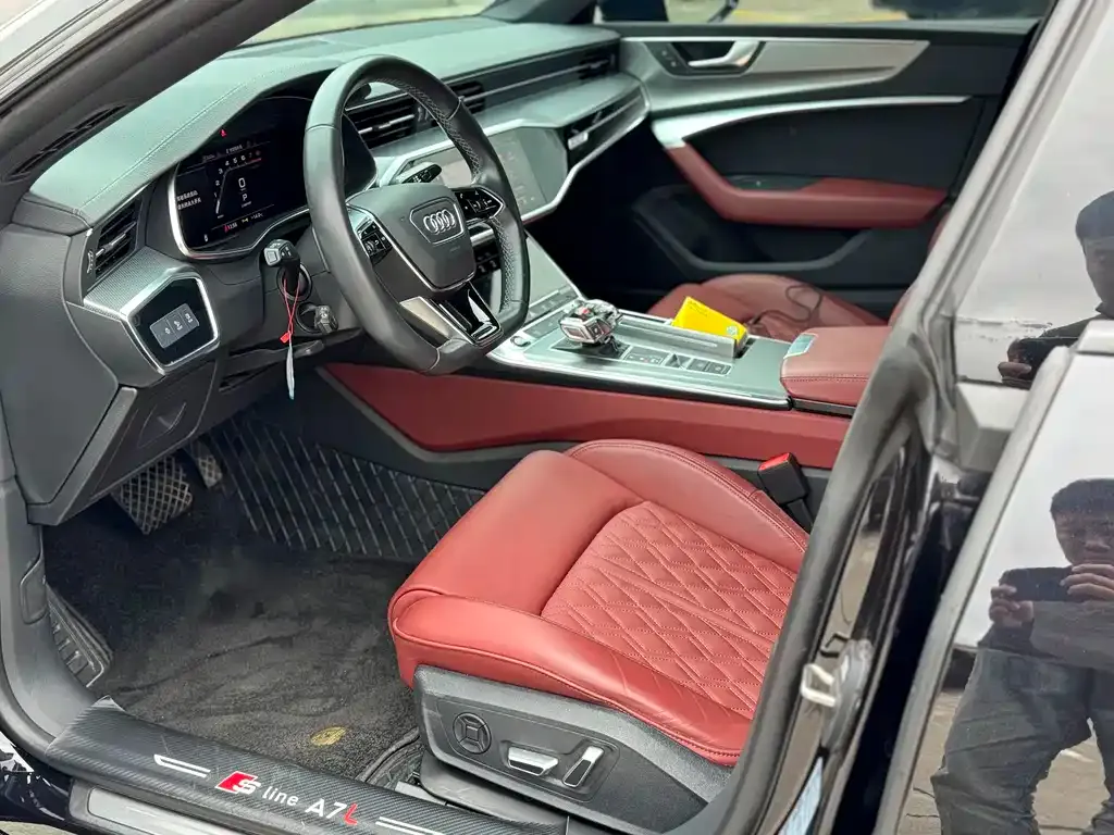 Audi A7L — фото 3