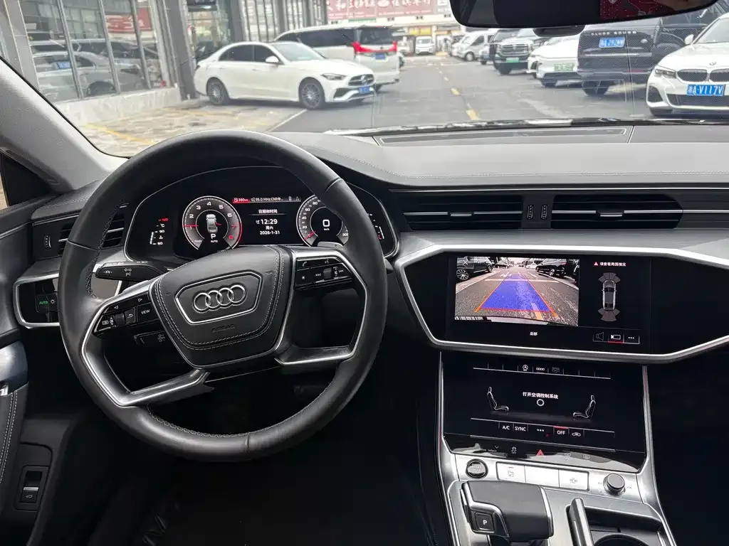 Audi A7L — фото 4
