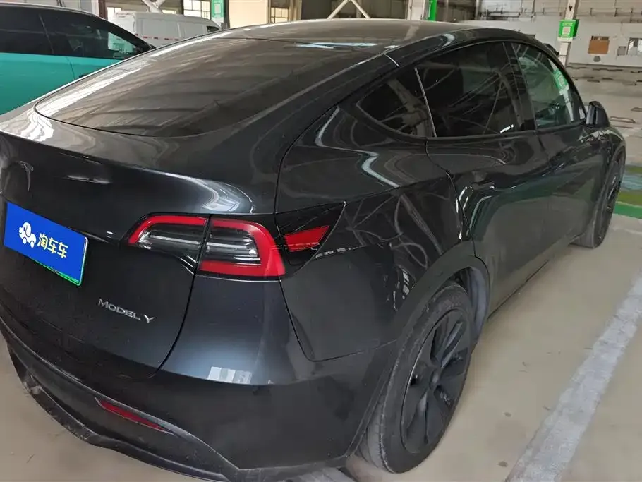 Tesla Model Y — фото 7