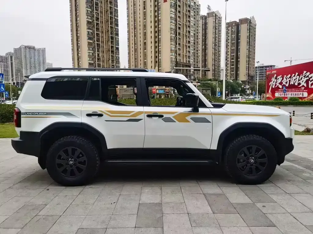 Toyota Prado 2025 из CN, фото 9