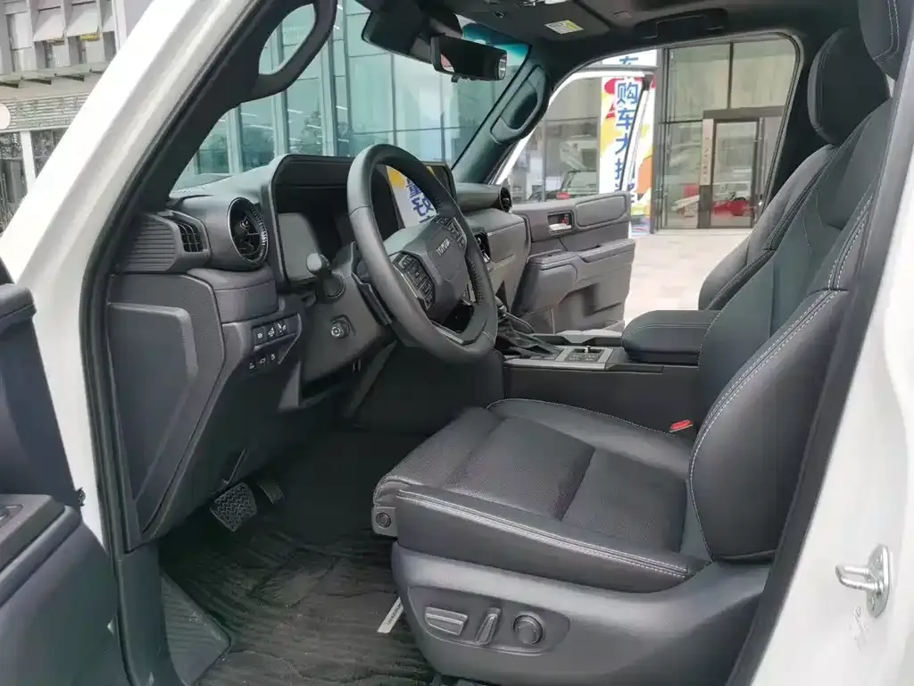 Toyota Prado 2025 из CN, фото 6