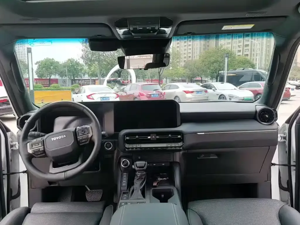 Toyota Prado 2025 из CN, фото 8