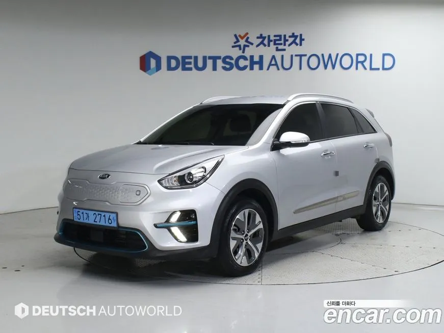 Kia Niro — фото 1