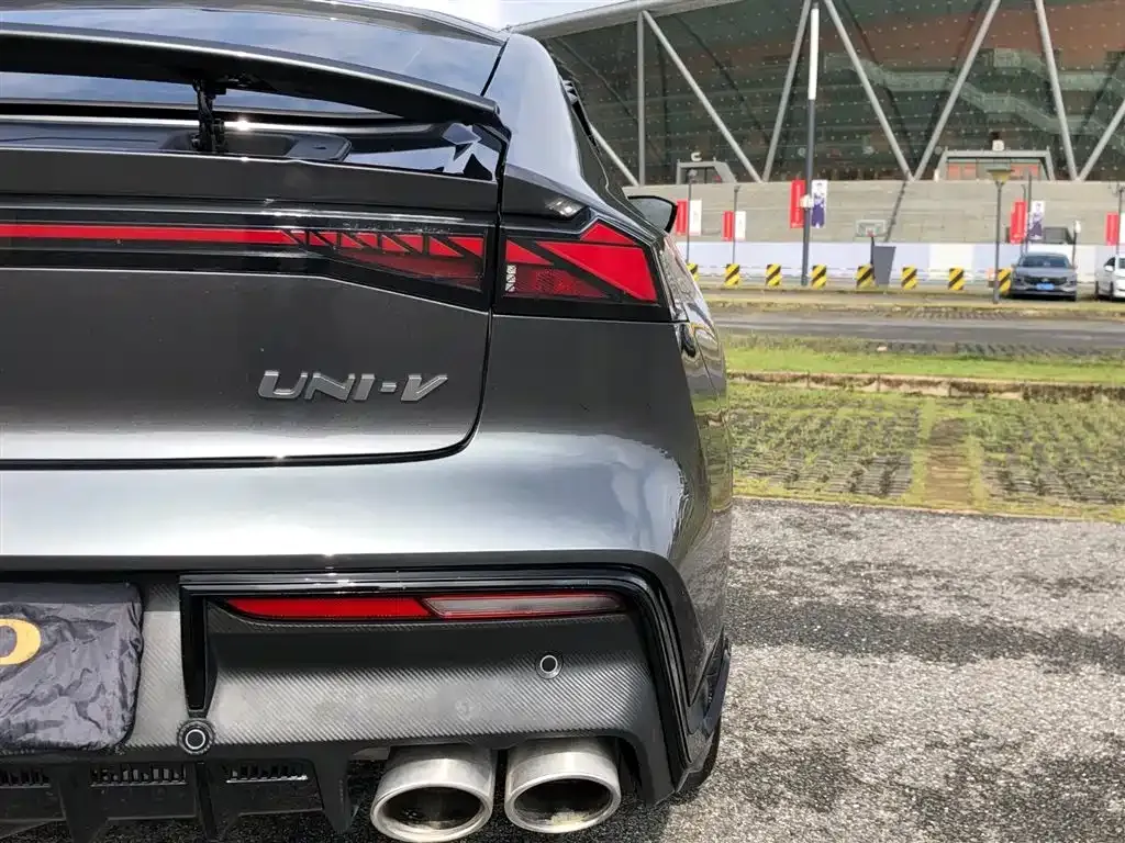 Changan UNI-V 2024 из CN, фото 4