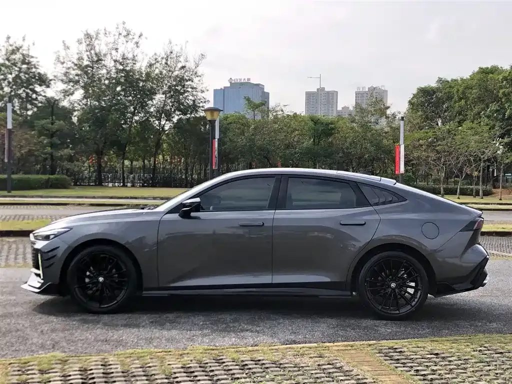 Changan UNI-V 2024 из CN, фото 8