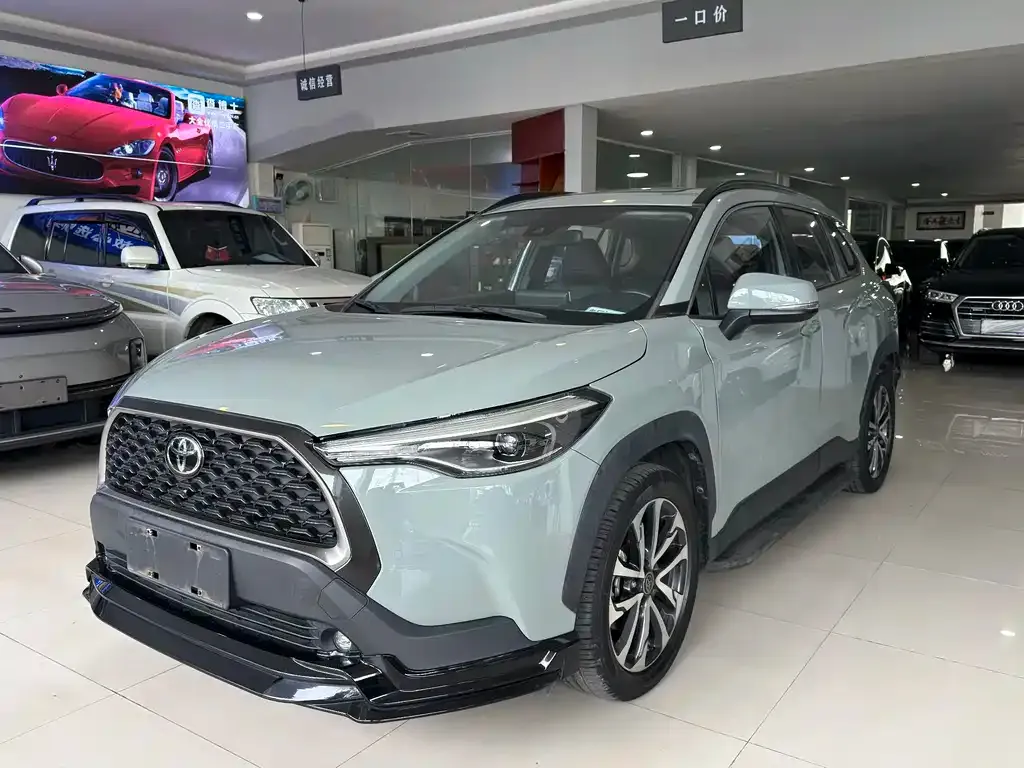 Toyota Corolla Cross 2022 из CN, фото 1