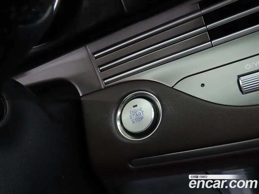 Hyundai Grandeur 2021 из KR, фото 2