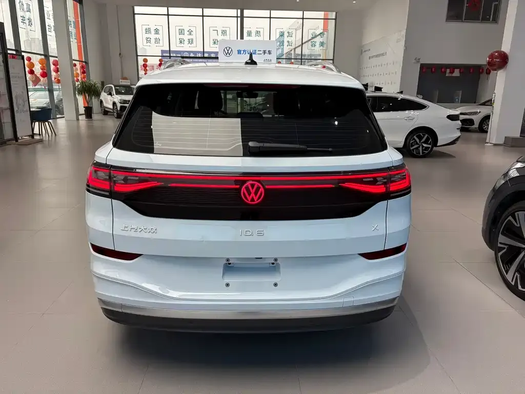 Volkswagen ID.6 X 2023 из CN, фото 4