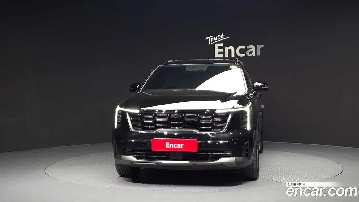 Kia Sorento — фото 9