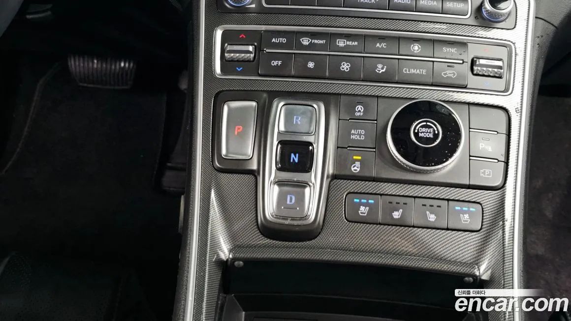 Hyundai Santafe — фото 2
