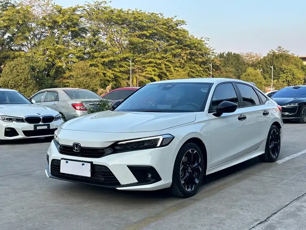 Honda Civic — фото 1