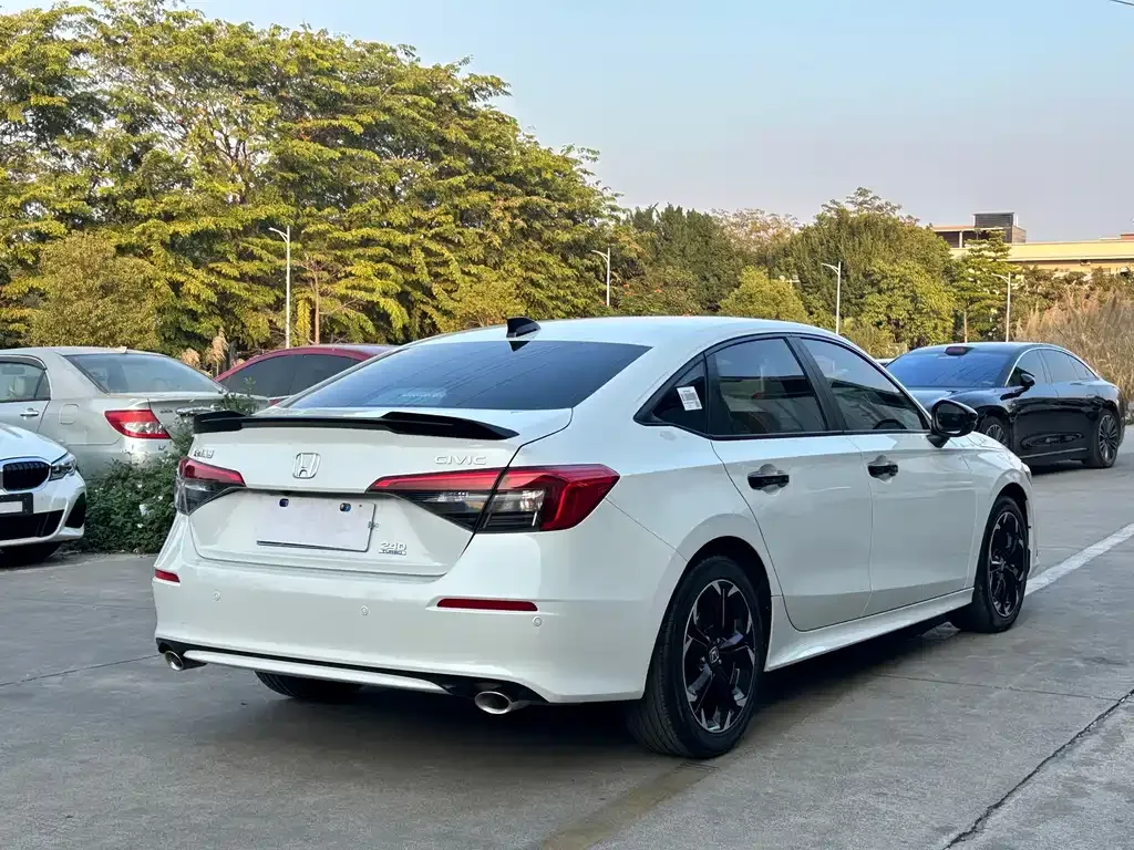 Honda Civic — фото 9