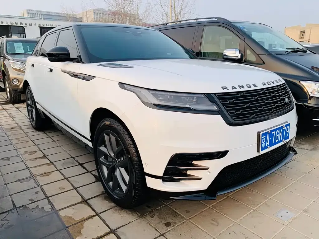 Land Rover Velar — фото 1