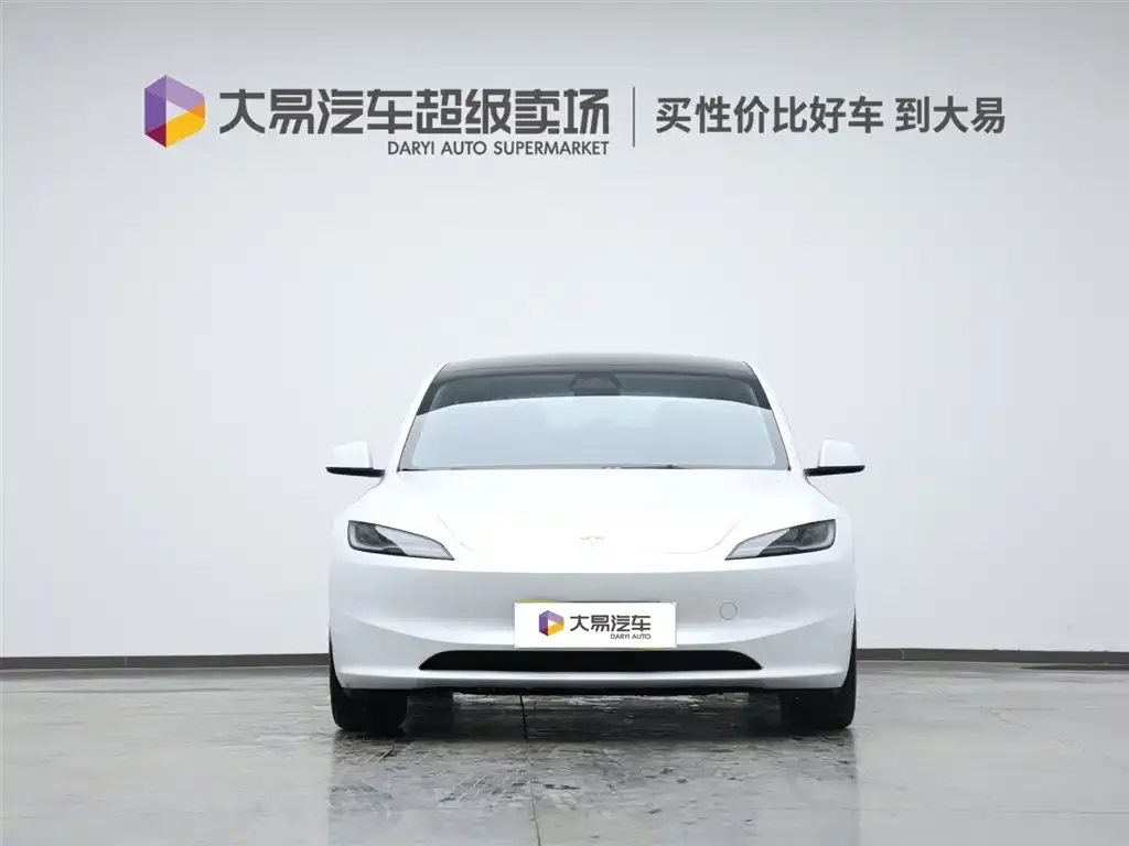 Tesla Model 3 — фото 7