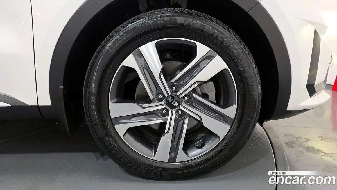 Kia Sorento — фото 5