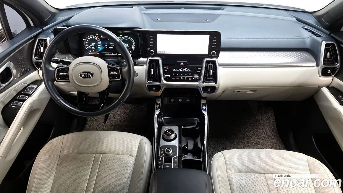 Kia Sorento — фото 9