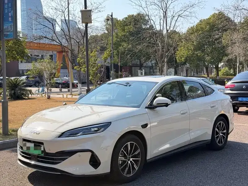 BYD Seal 06 — фото 1