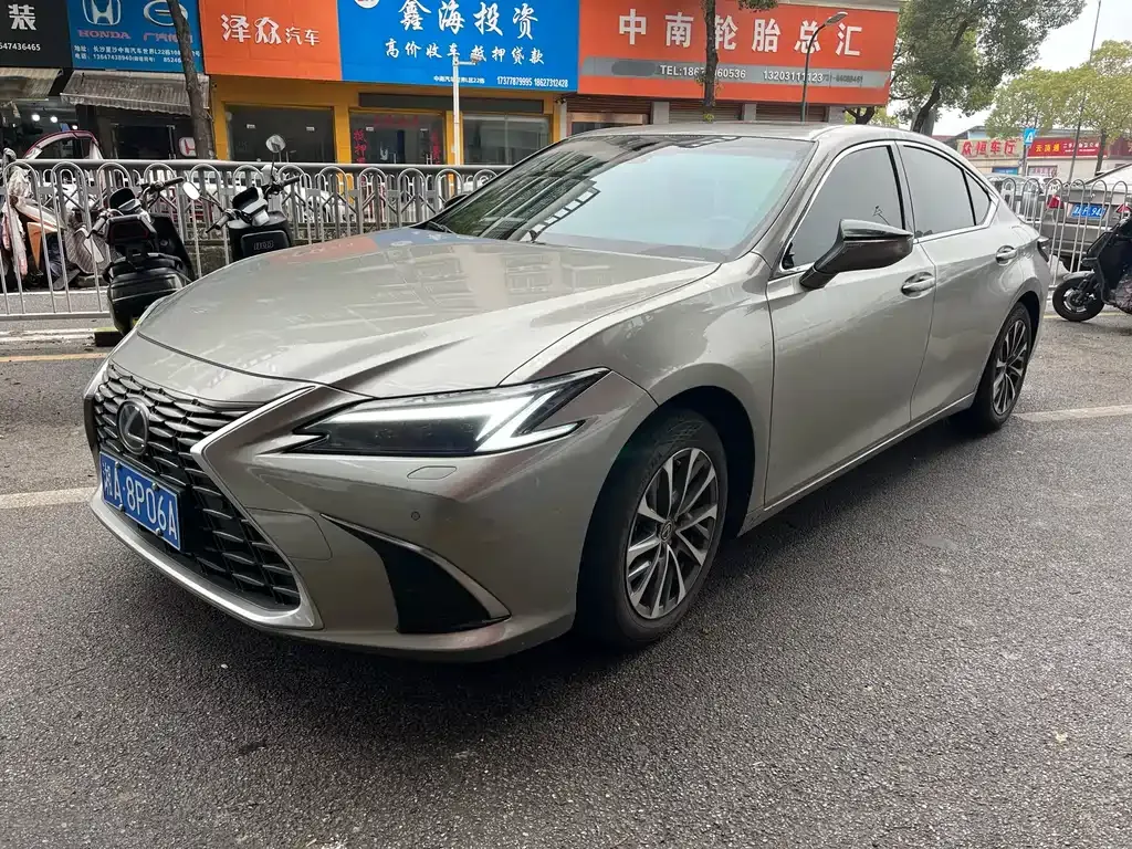 Lexus ES 2025 из CN, фото 1