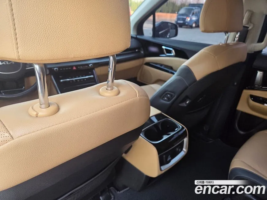 Kia Carnival 2023 из KR, фото 2