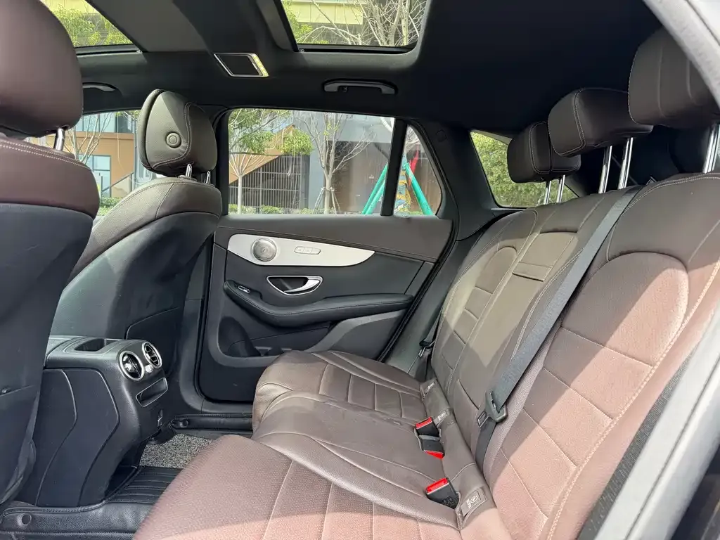 Mercedes-Benz GLC 2021 из CN, фото 2