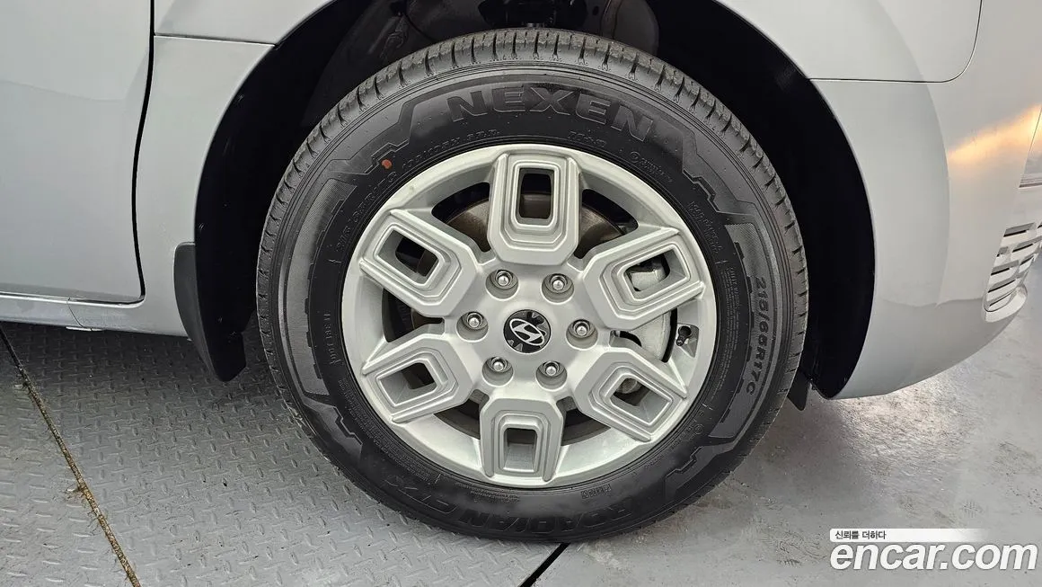 Hyundai Staria 2025 из KR, фото 2