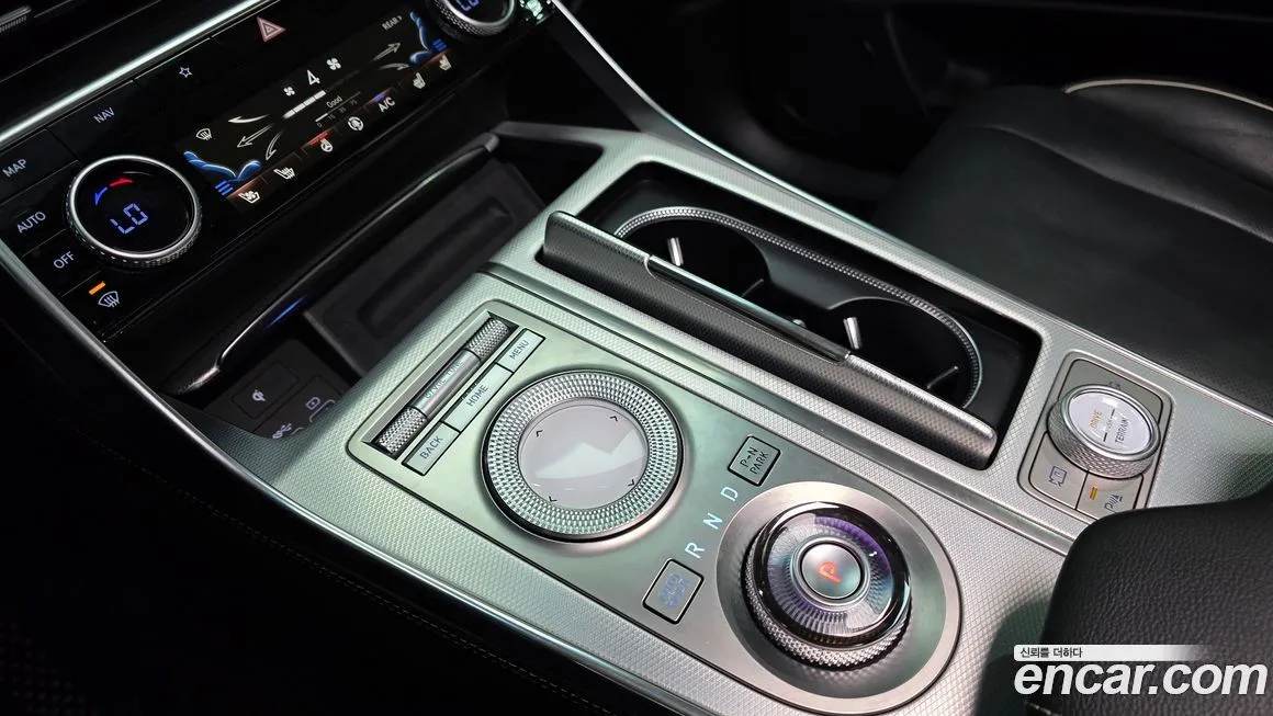Genesis GV80 — фото 10
