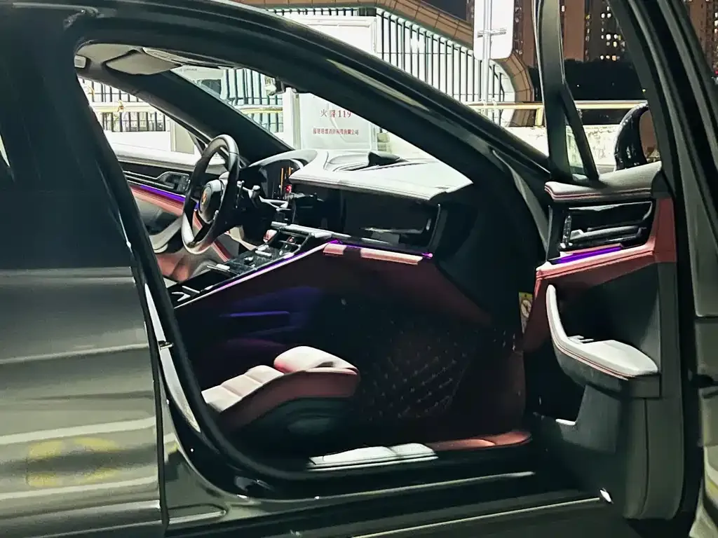 Porsche Panamera 2024 из CN, фото 4