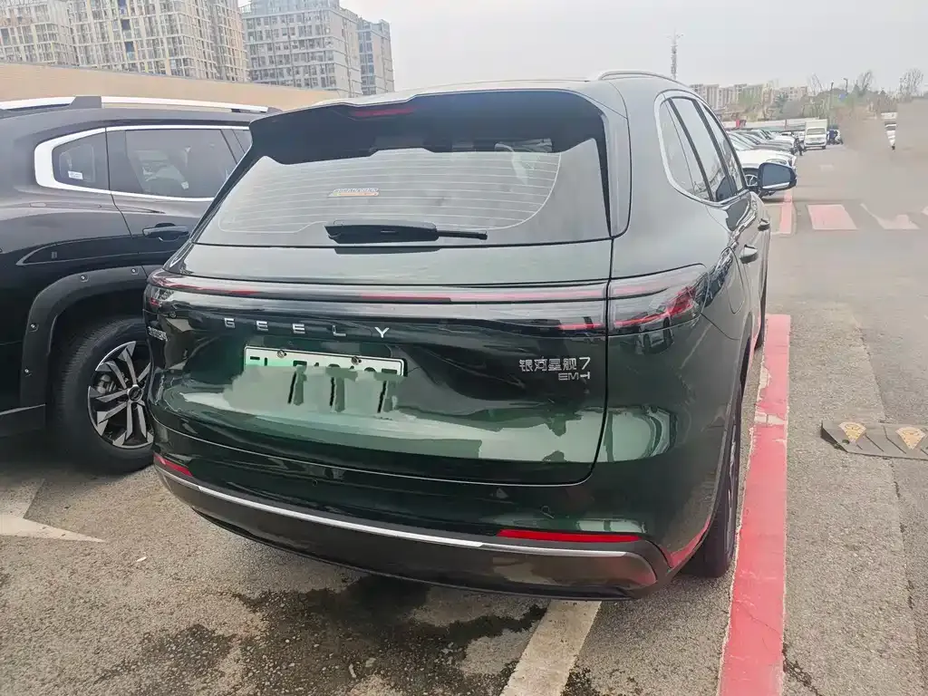 Geely 银河星舰7 — фото 4