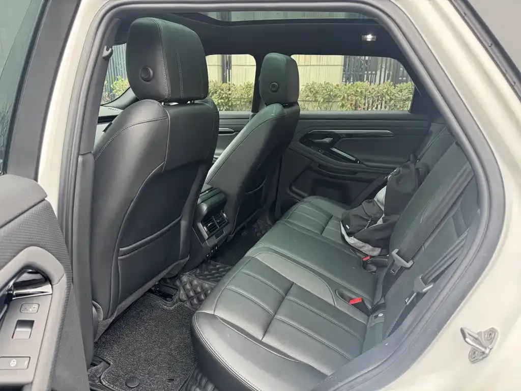 Land Rover Evoque 2021 из CN, фото 4