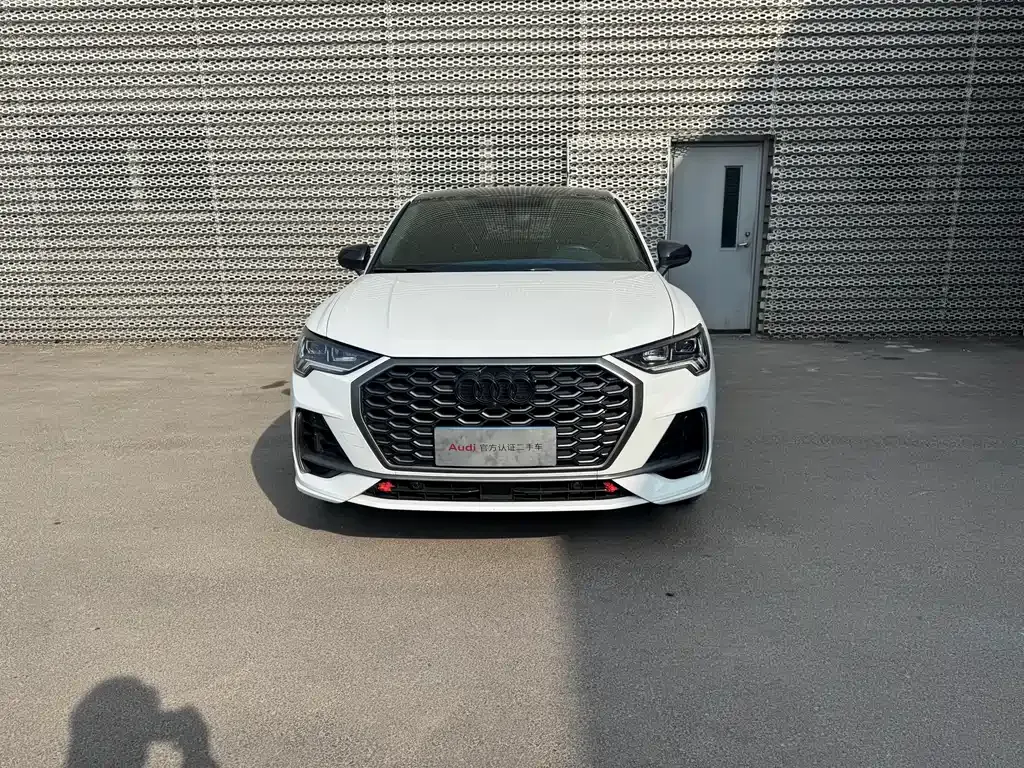 Audi Q3 Sportback — фото 6