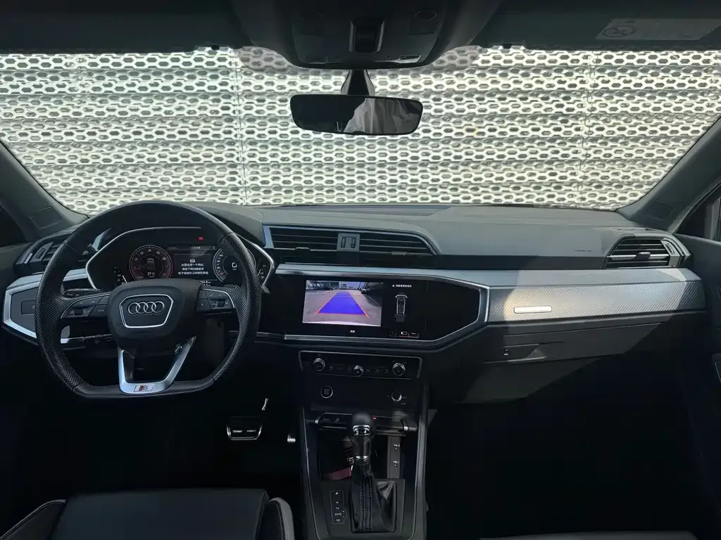 Audi Q3 Sportback — фото 2