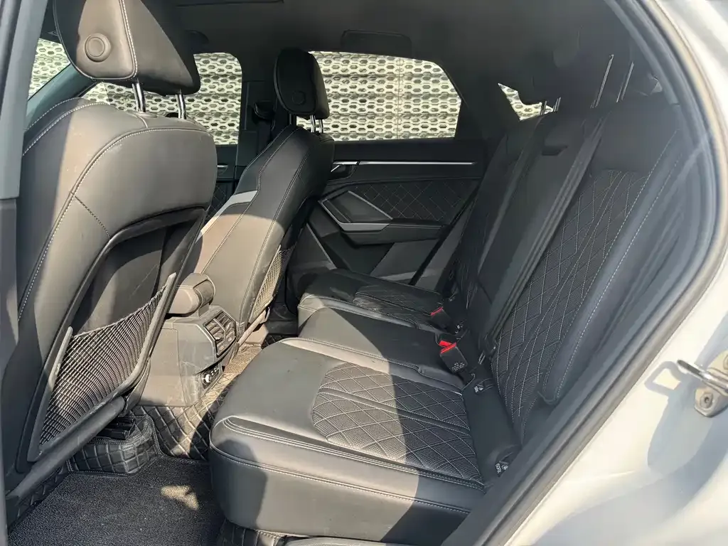 Audi Q3 Sportback — фото 4