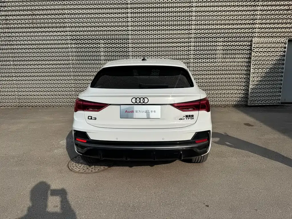Audi Q3 Sportback — фото 8