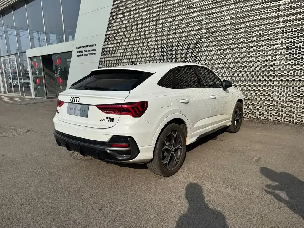 Audi Q3 Sportback — фото 7