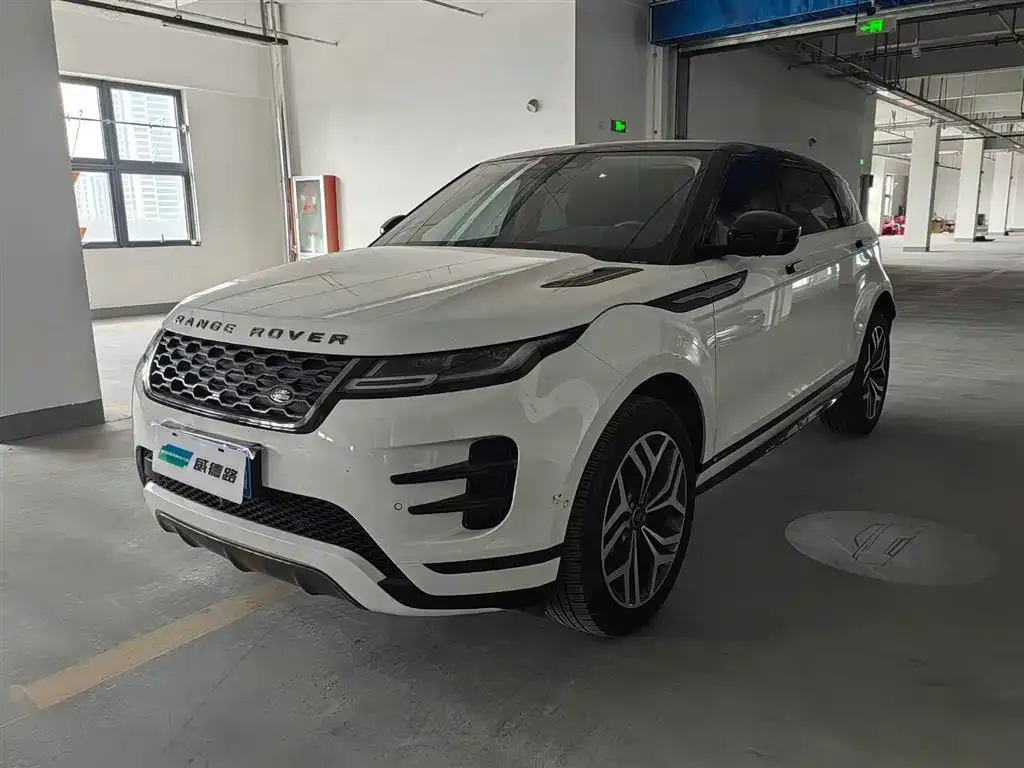 Land Rover Evoque — фото 1