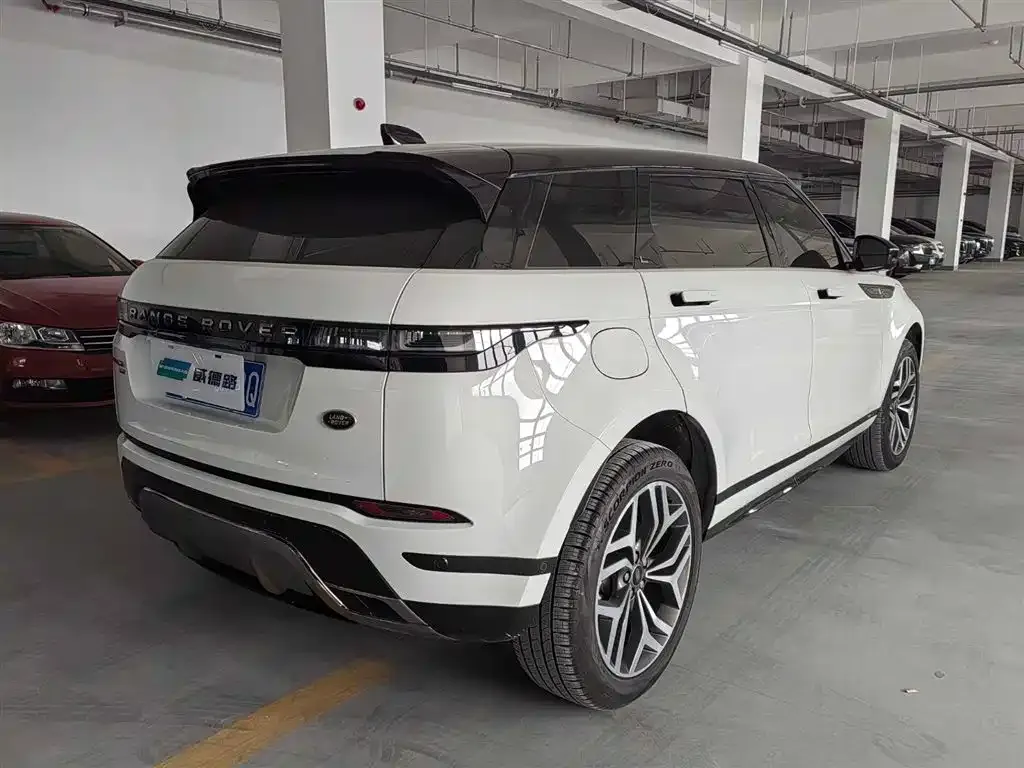 Land Rover Evoque — фото 9