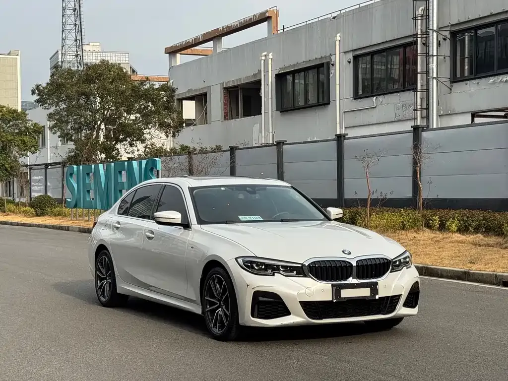 BMW 3 Series 2022 из CN, фото 7