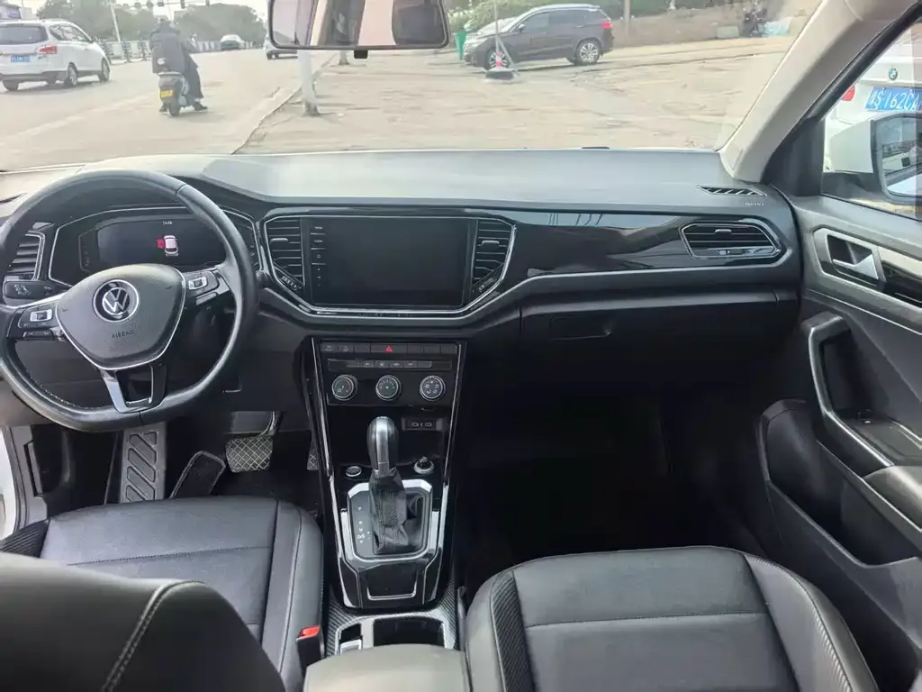 Volkswagen T-Roc 2021 из CN, фото 4