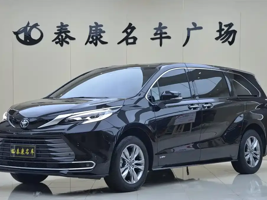 Toyota Sienna 2025 из CN, фото 1